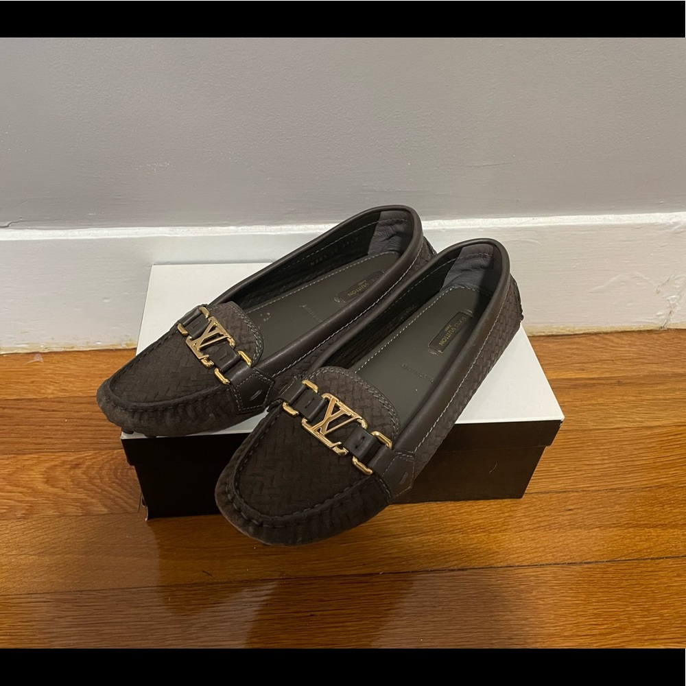 Louis Vuitton shoes (authentic)